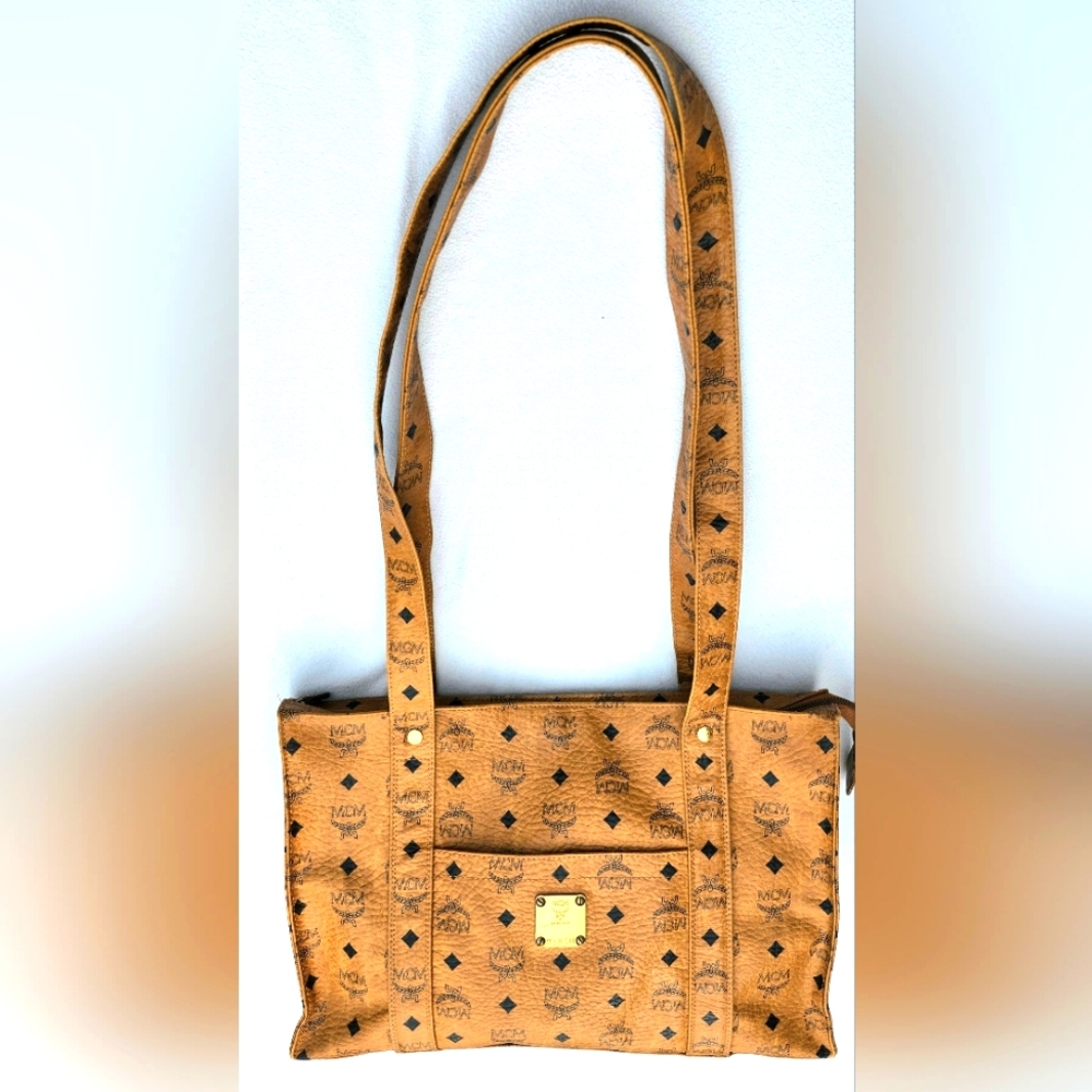 MCM Visetos cowhide leather shoulder bag German made